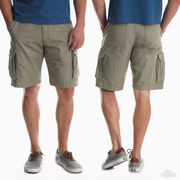 Wrangler Other - 46 Waist - Wrangler Simple & Basic Cargo Shorts